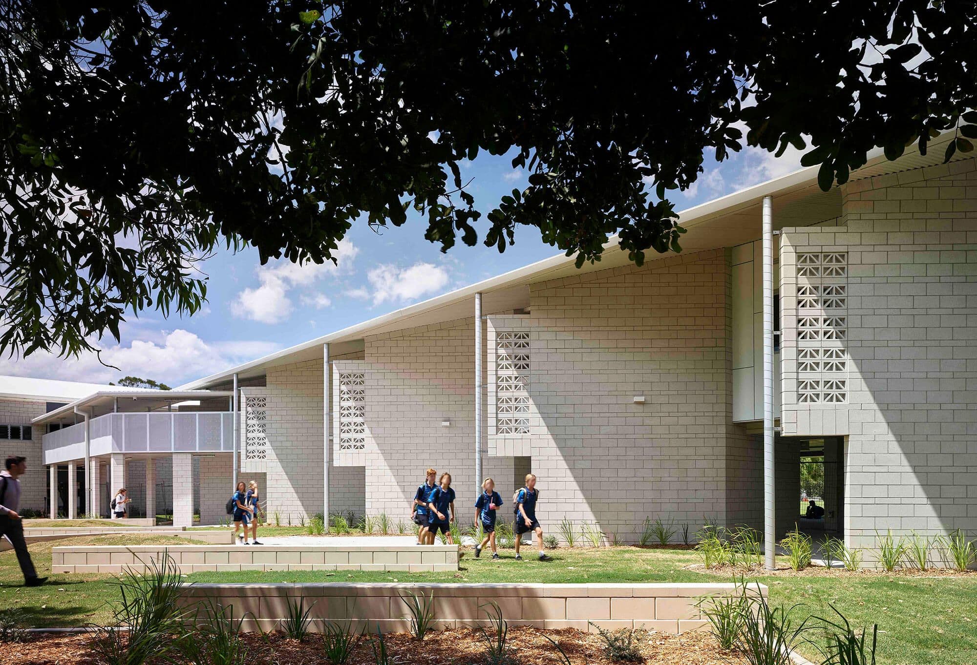 Kawana Waters State College